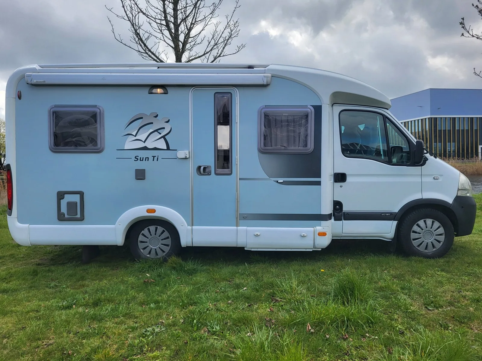 Renault 2.5TDI (2007) — foto 1