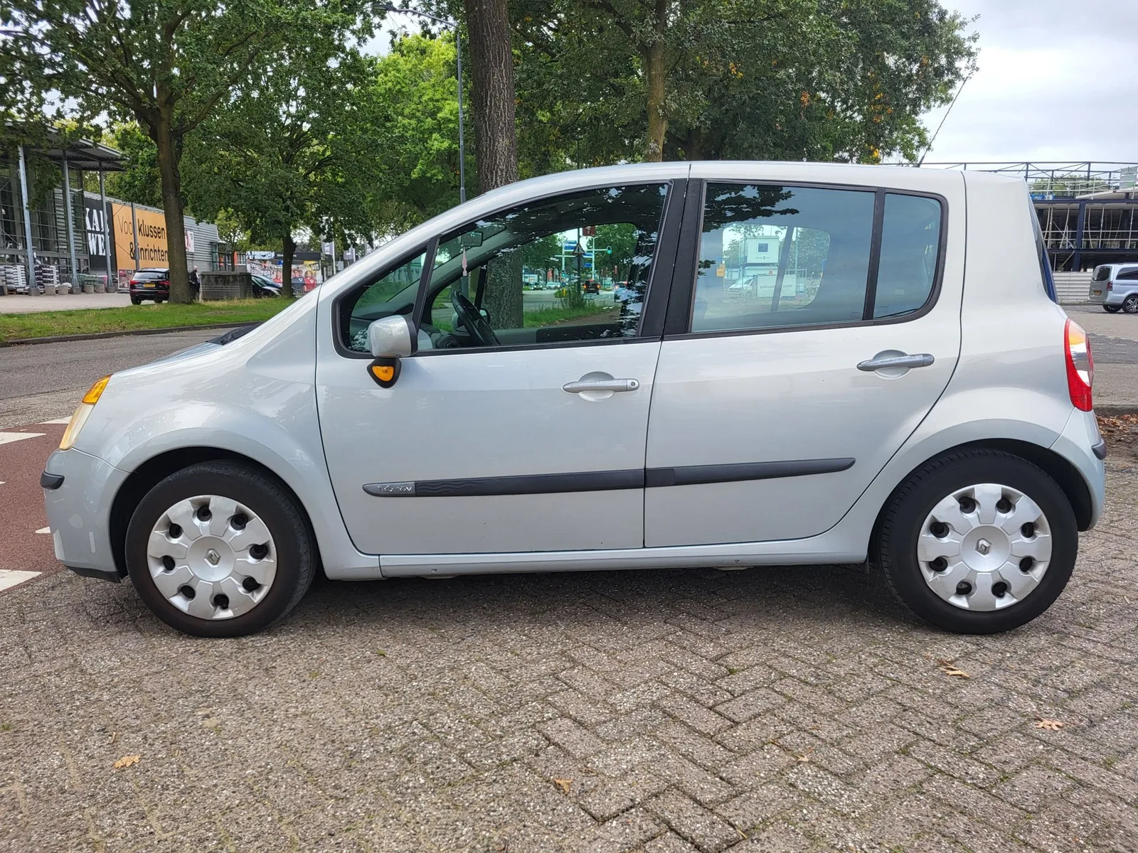 Renault Modus (2005) — foto 1