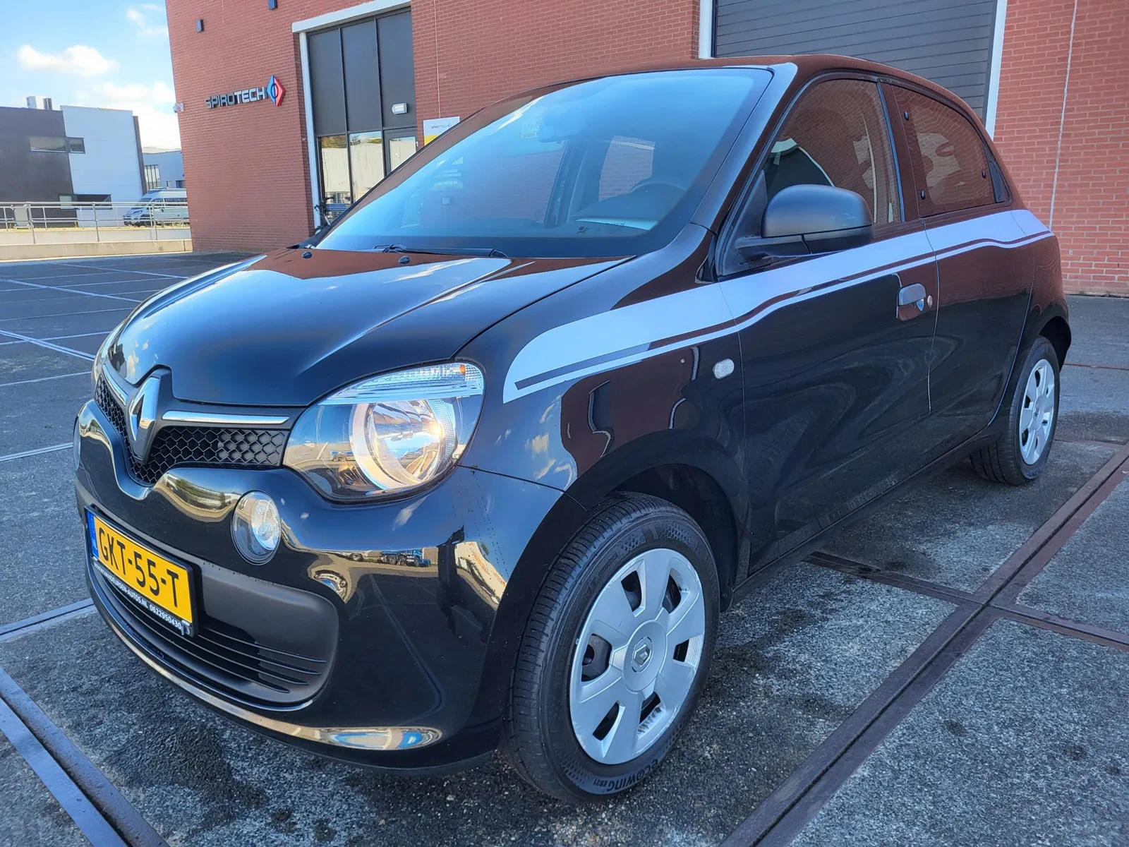 Renault Twingo (2016) — foto 1