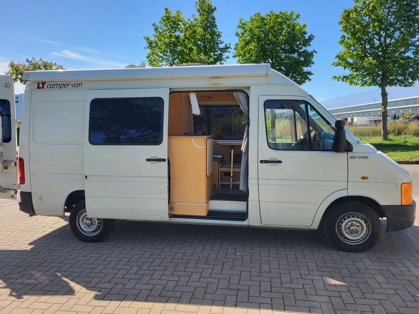 Volkswagen LT 28A (1999) — foto 1