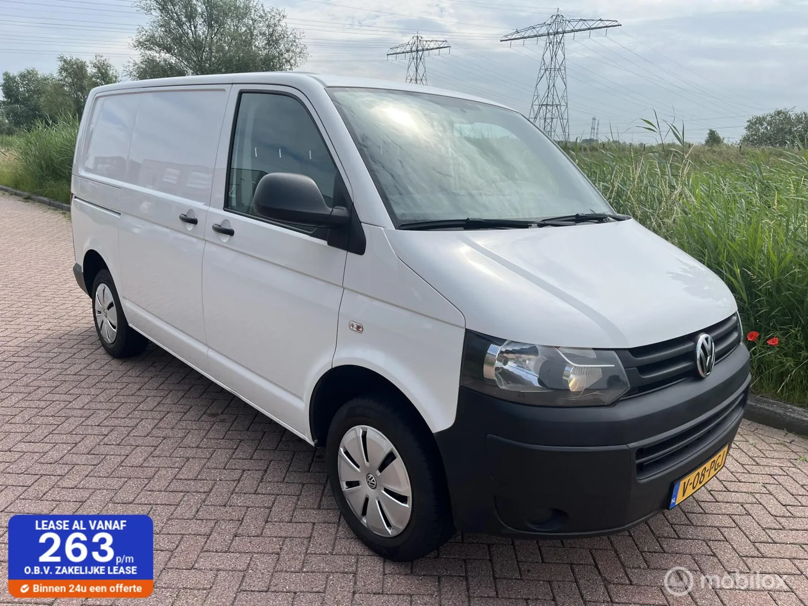 Volkswagen Transporter (2015) — foto 1