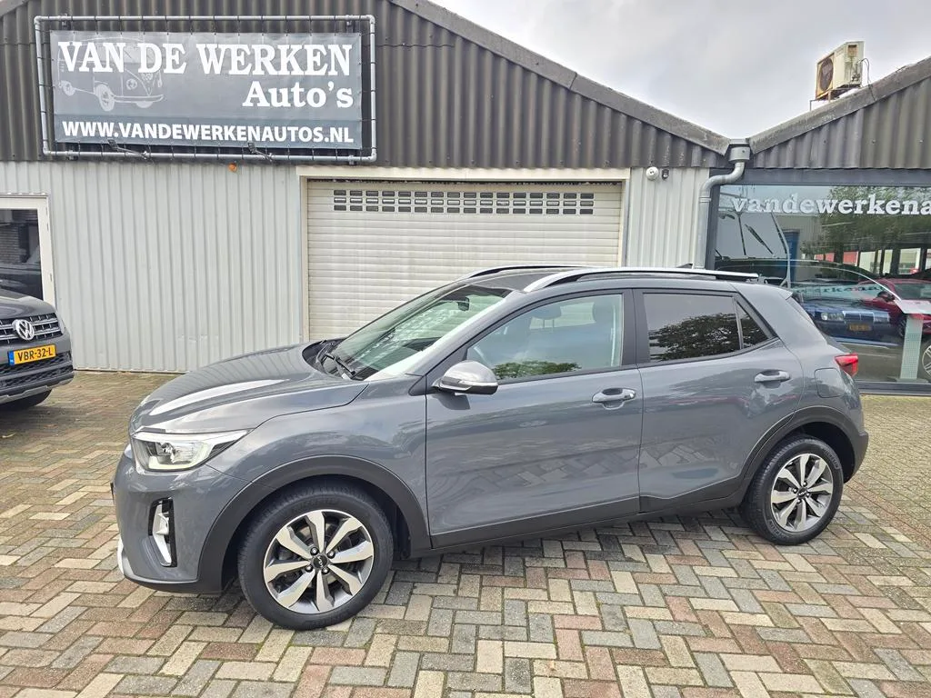Kia Stonic (2021) — foto 1