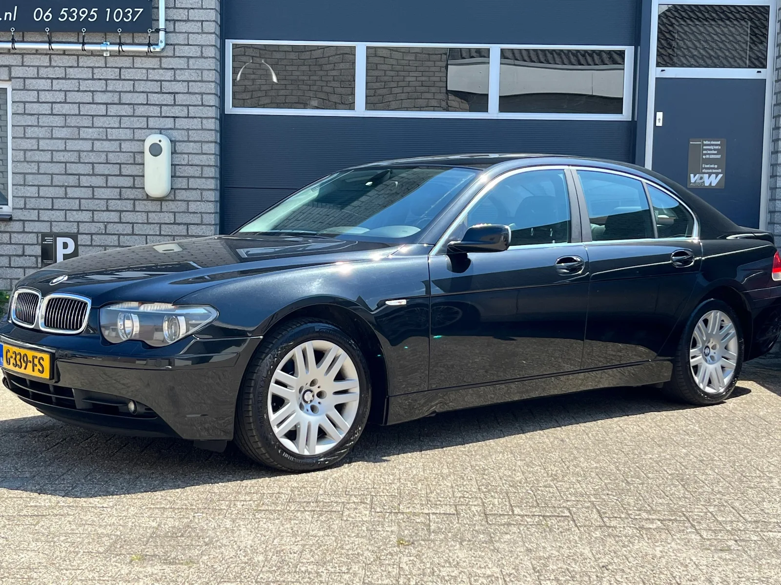 BMW 7-Serie (2004) — foto 1