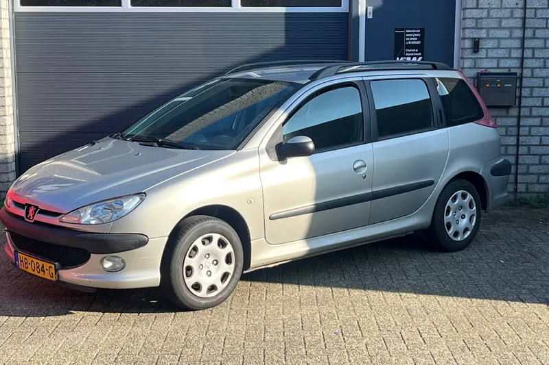 Peugeot 206 (2006)