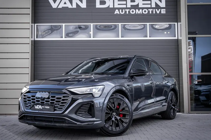 Audi Q8 e-tron (2024)
