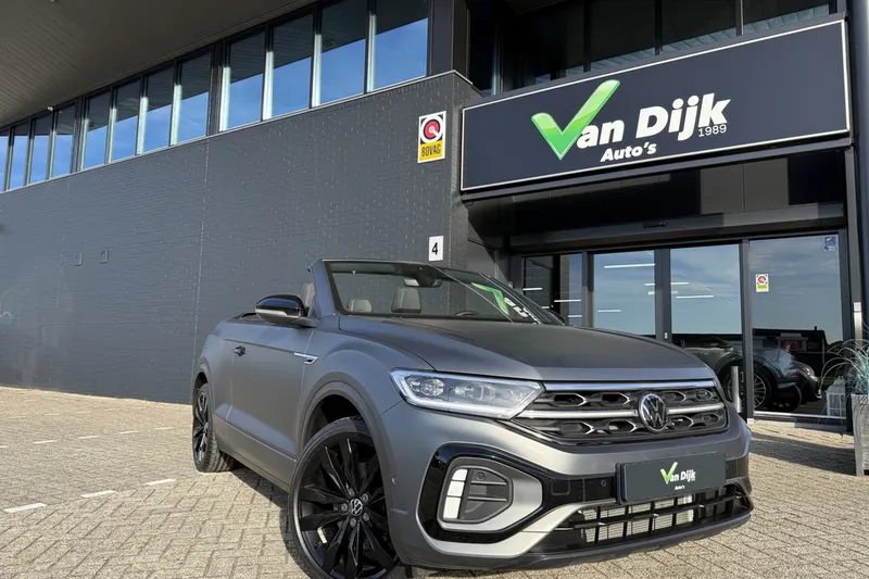Volkswagen T-Roc (2023)