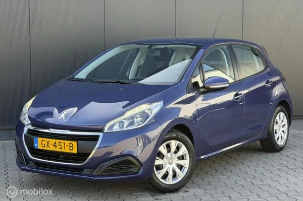 Peugeot 208 (2015) — foto 1