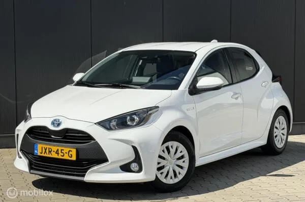 Toyota Yaris (2026) — foto 1