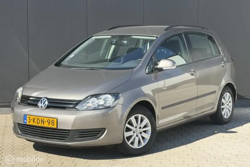 Volkswagen Golf (2012)