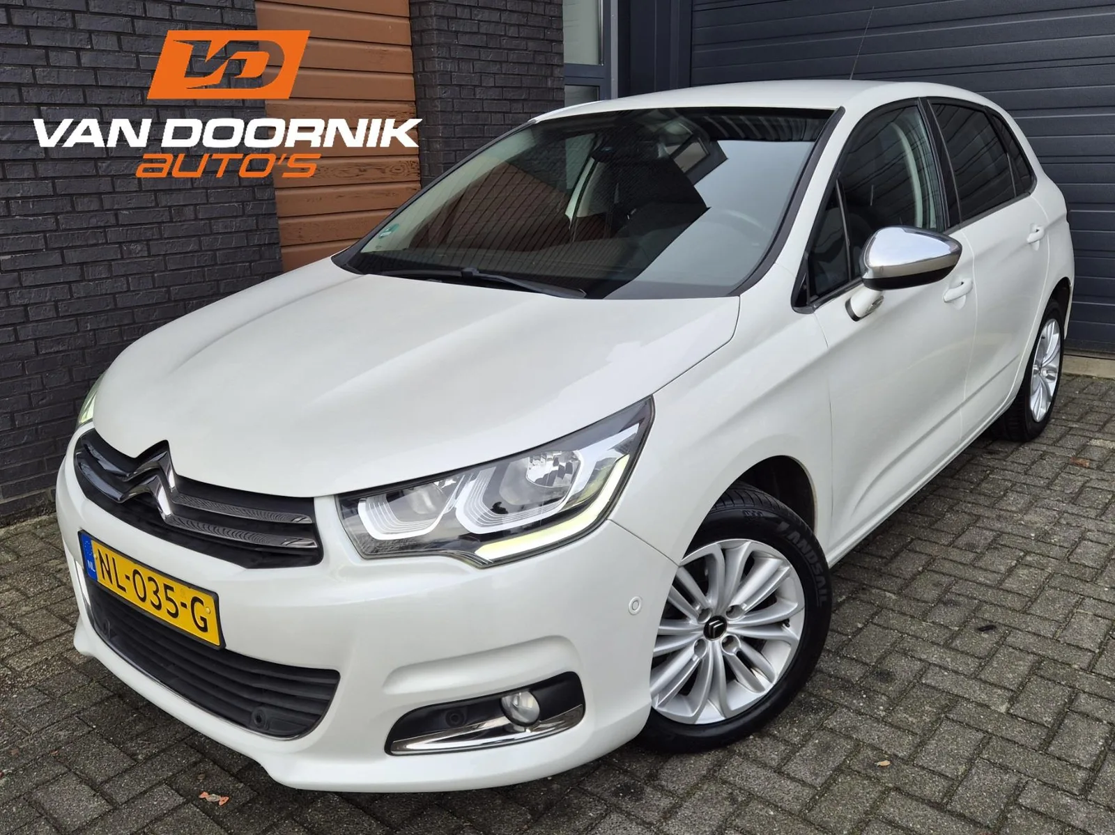 Citroën C4 (2017) — foto 1