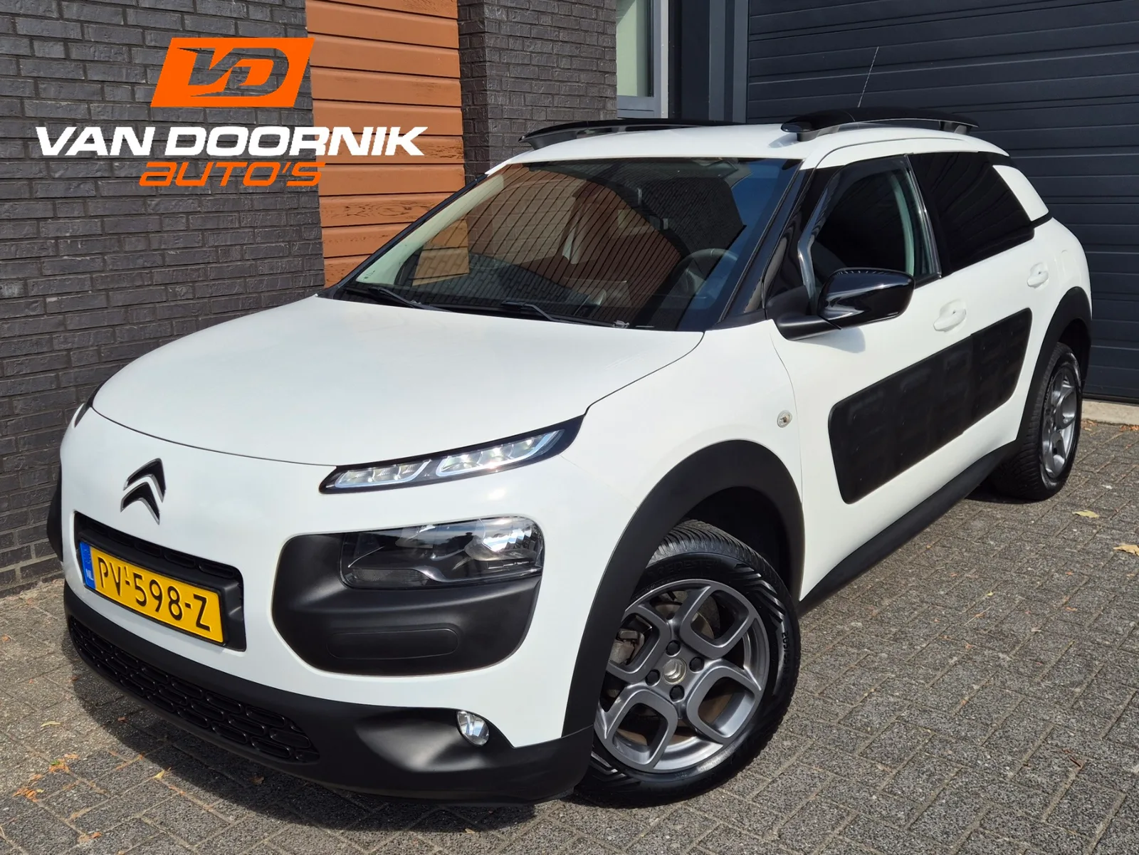Citroën C4 Cactus (2017) — foto 1