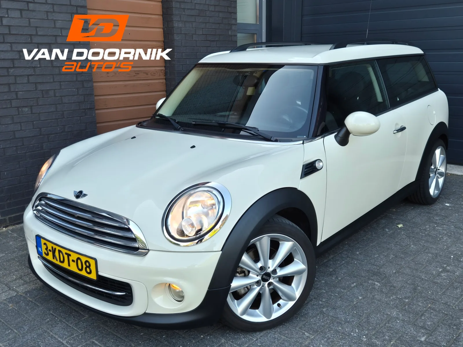 MINI Clubman (2013) — foto 1