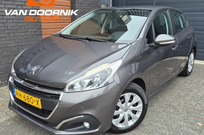Peugeot 208 (2017)