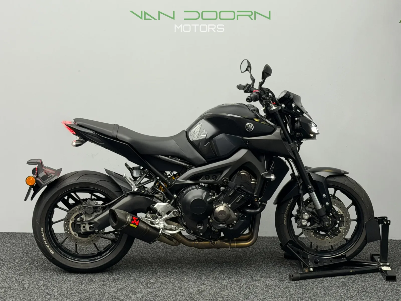 Yamaha MT-09 (2018) — foto 1