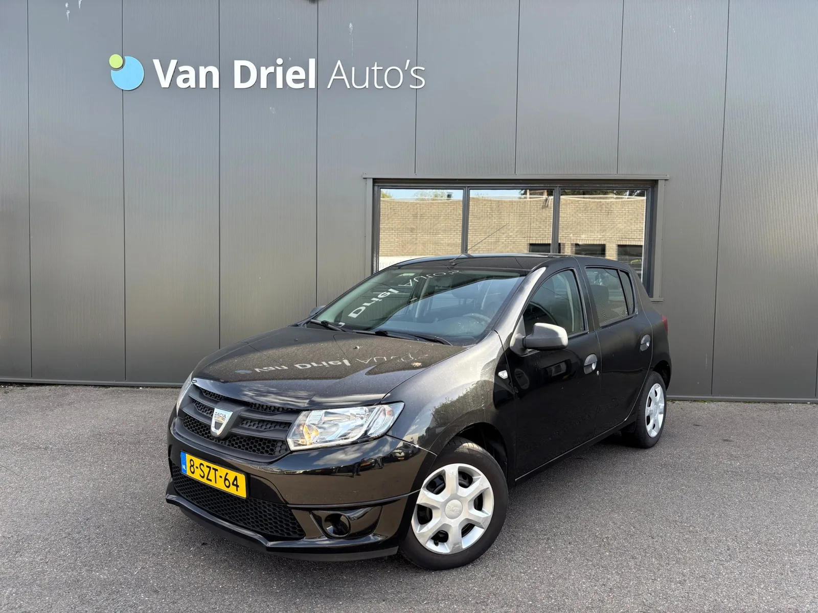 Dacia Sandero (2014) — foto 1