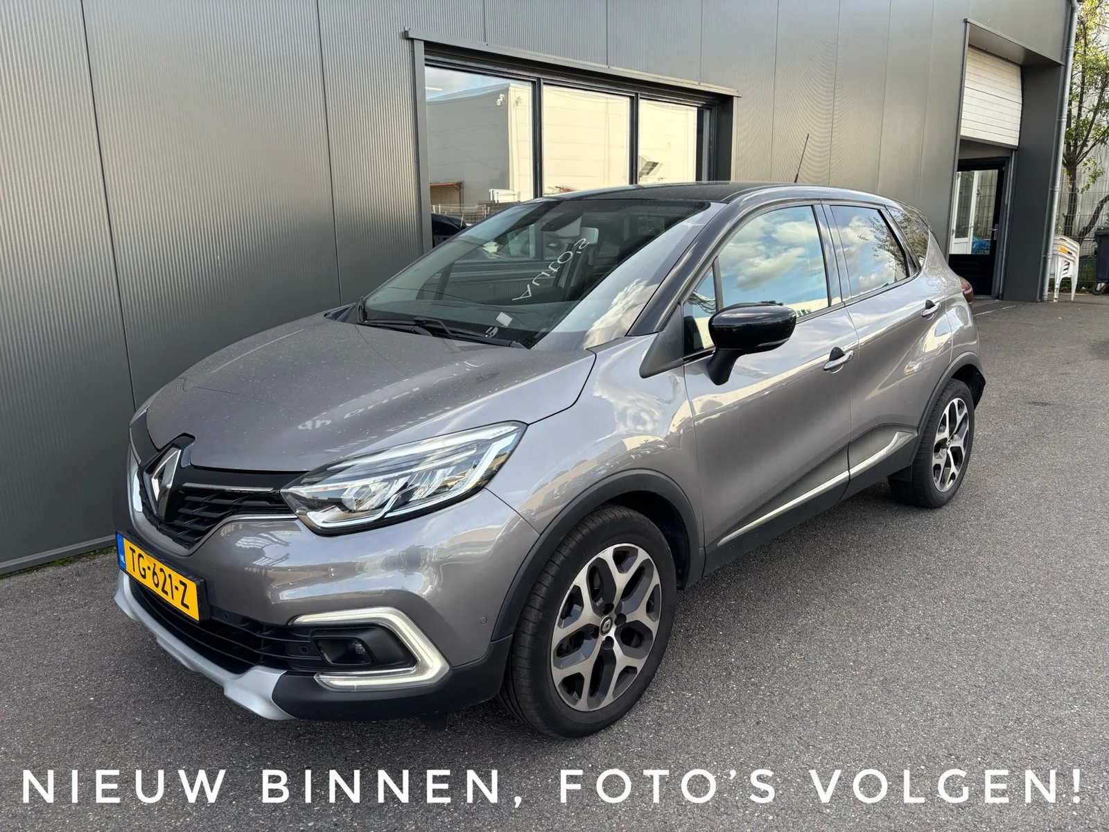 Renault Captur (2018) — foto 1