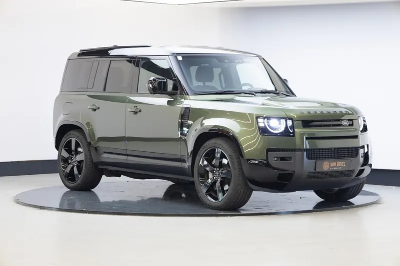 Land Rover Defender (2025)