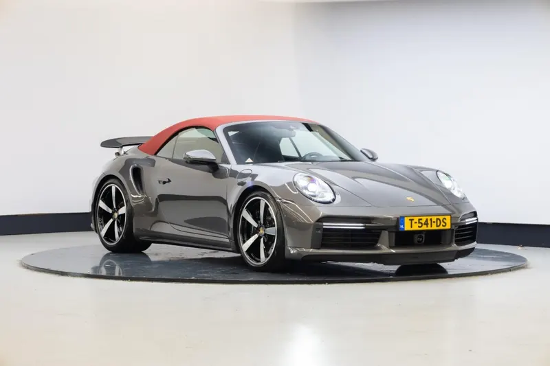 Porsche 911 (2020)
