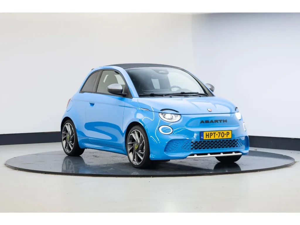 Fiat 500C (2023) — foto 1