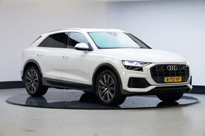 Audi Q8 (2020)