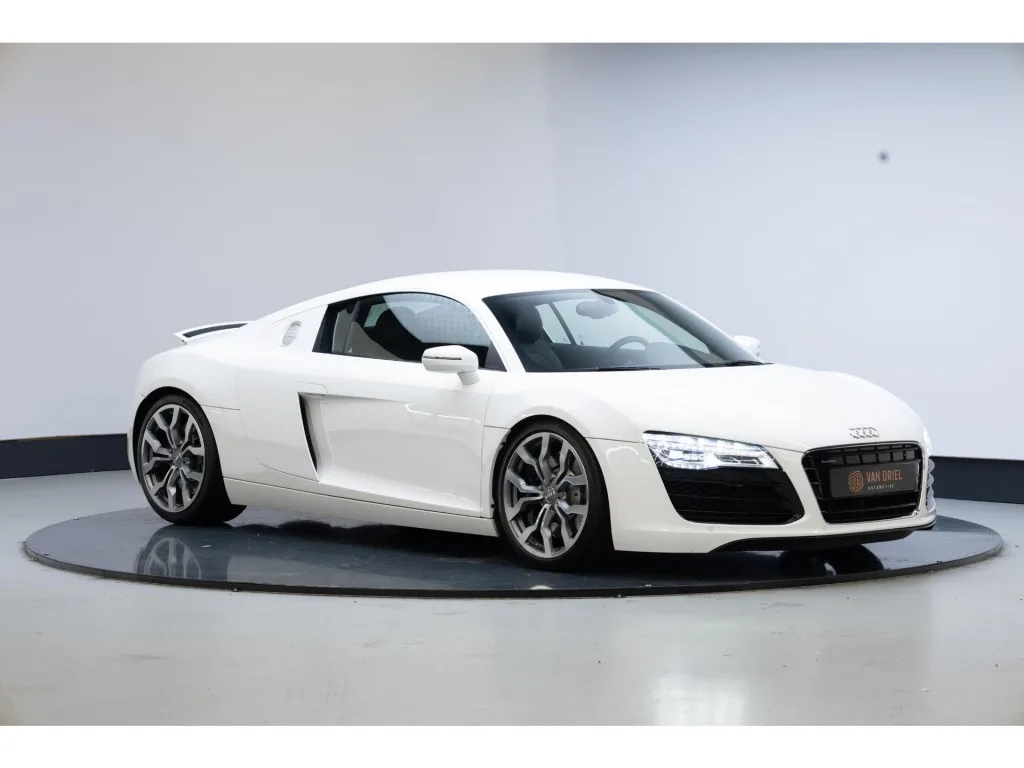 Audi R8 (2013) — foto 1