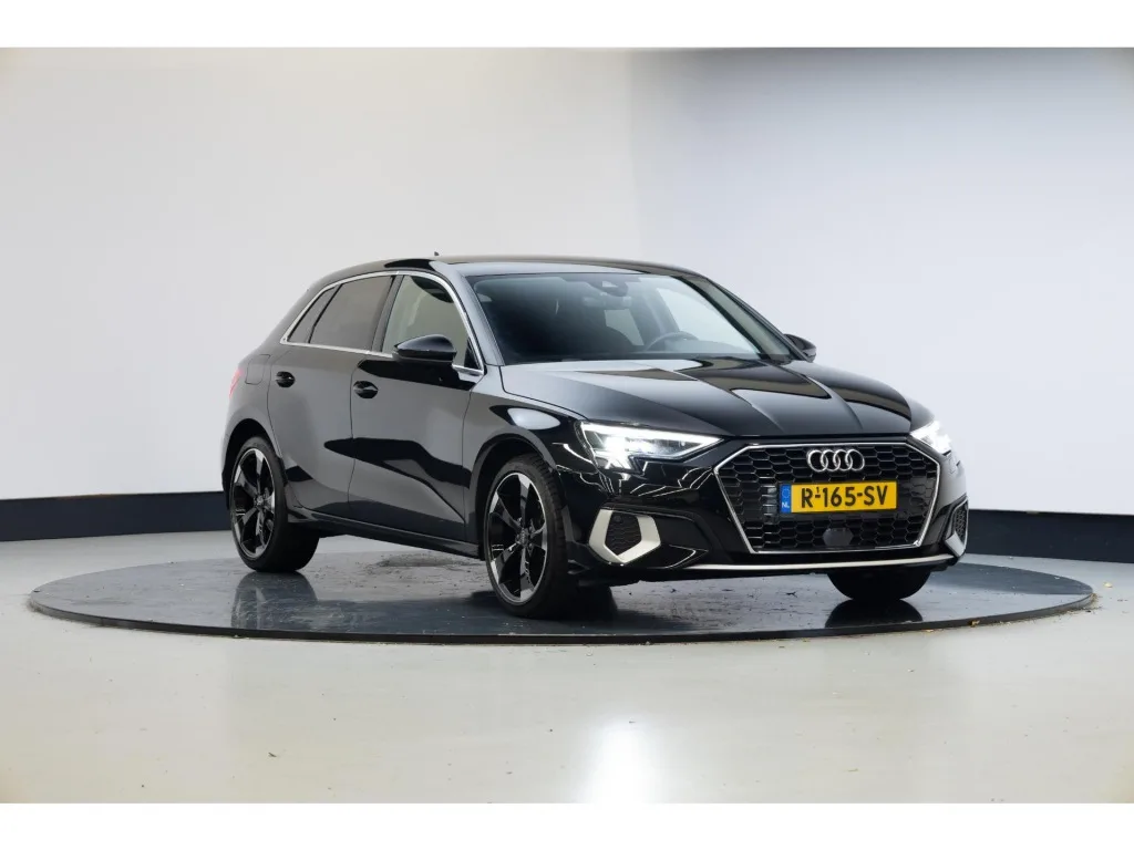 Audi A3 (2022) — foto 1