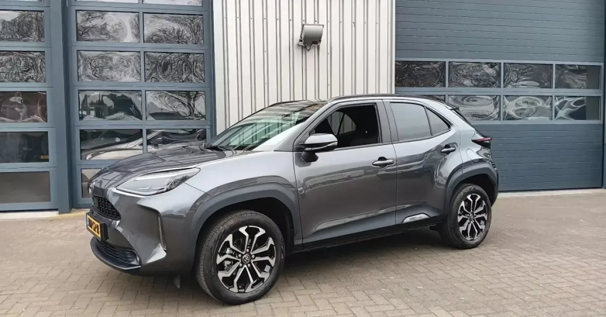 Toyota Yaris (2025) — foto 1