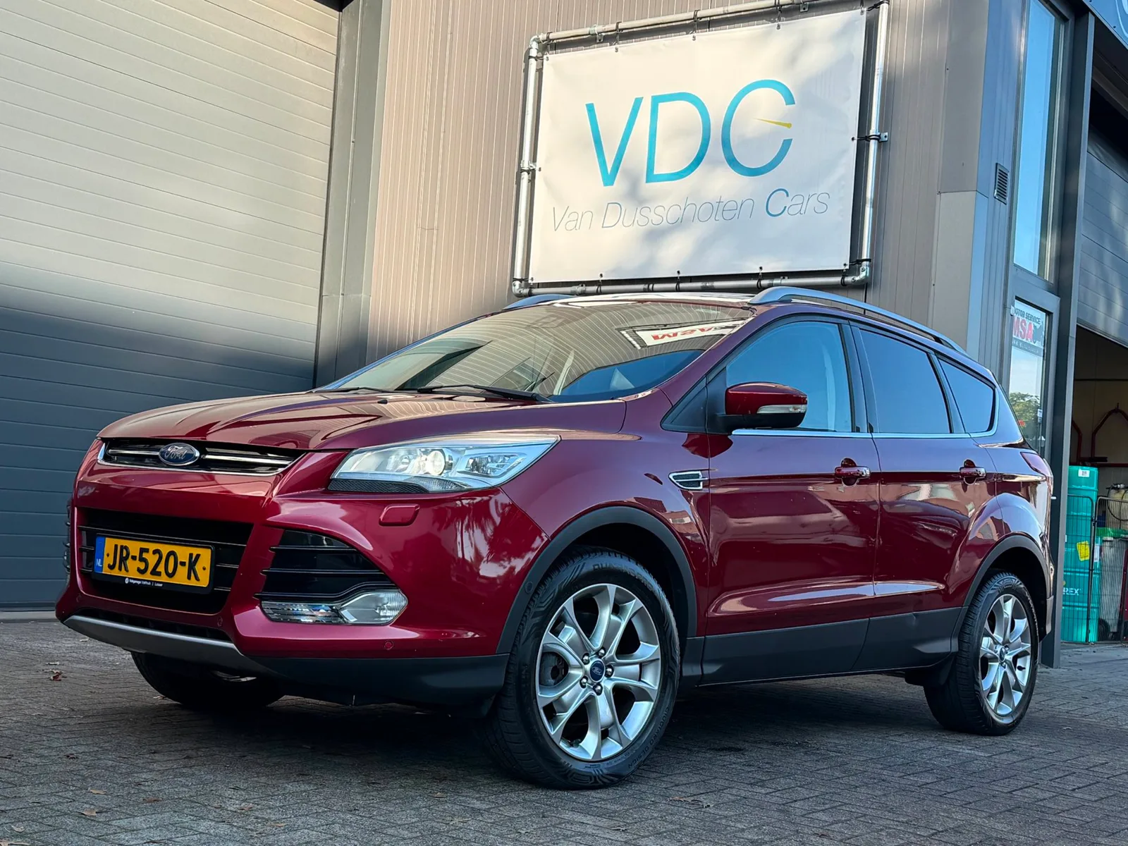 Ford Kuga (2015) — foto 1