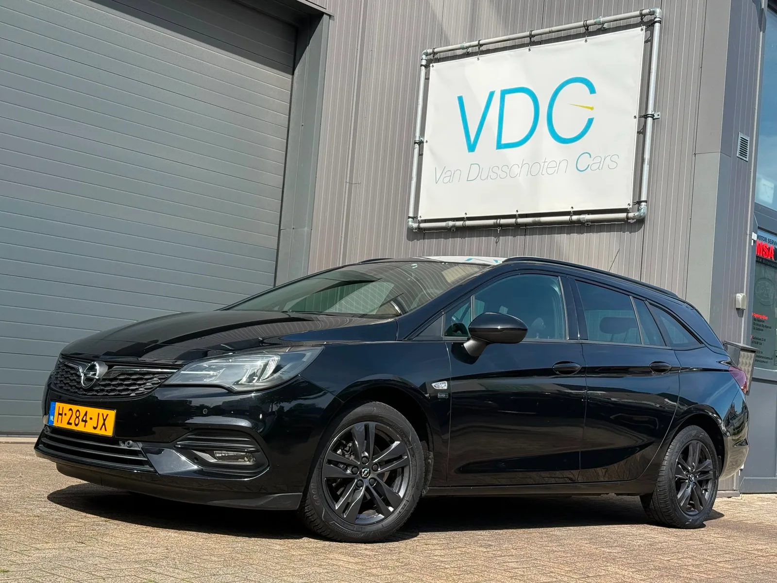 Opel Astra Sports Tourer (2020) — foto 1