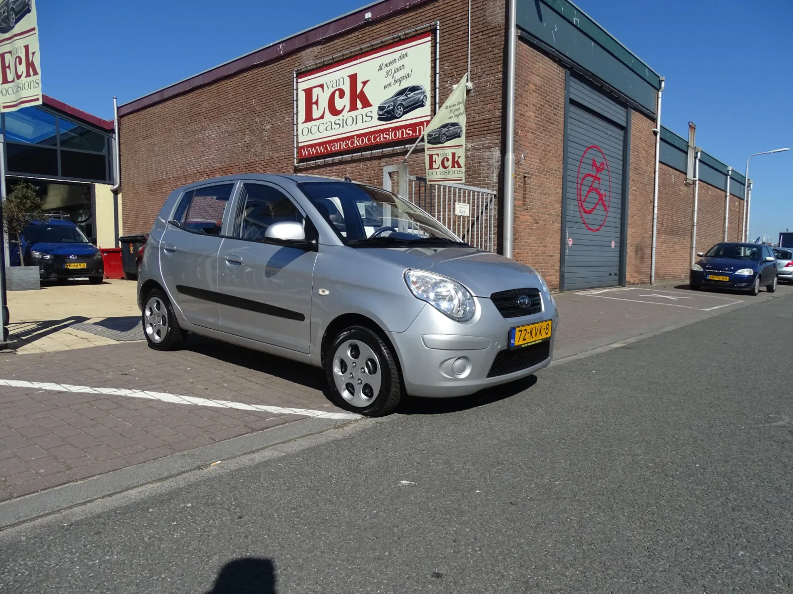 Kia Picanto (2010) — foto 1