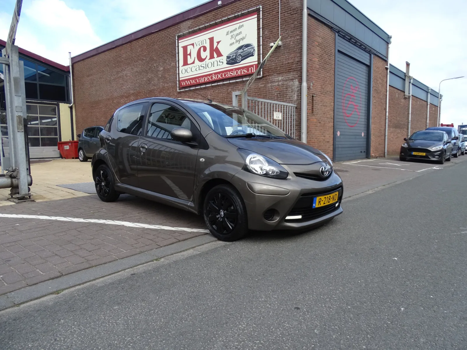 Toyota Aygo (2013) — foto 1