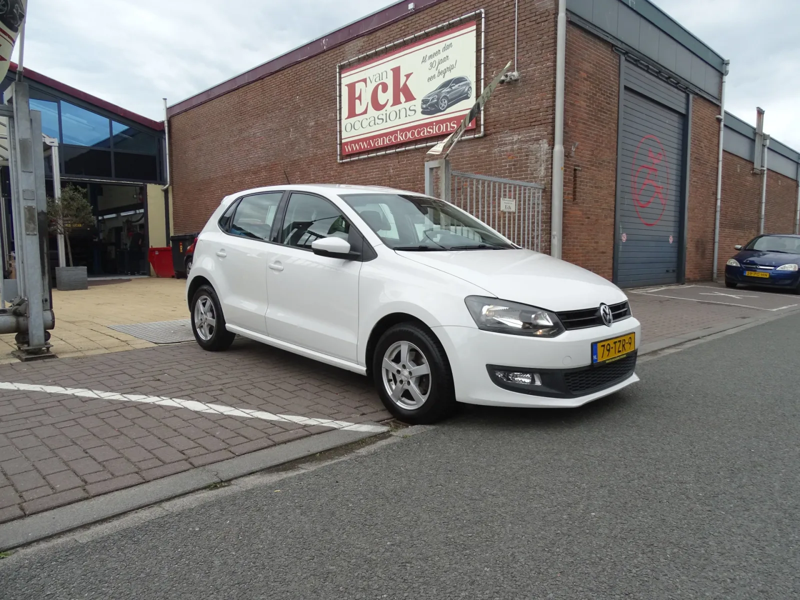 Volkswagen Polo (2012) — foto 1