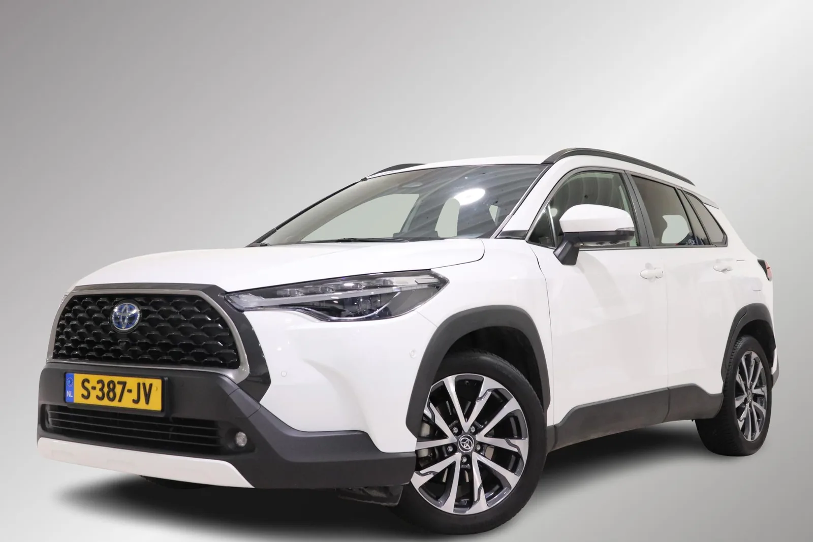 Toyota Corolla (2023) — foto 1