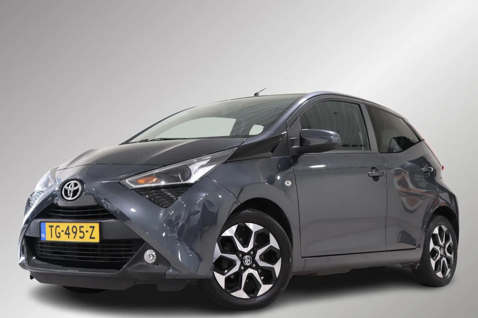 Toyota Aygo (2018) — foto 1