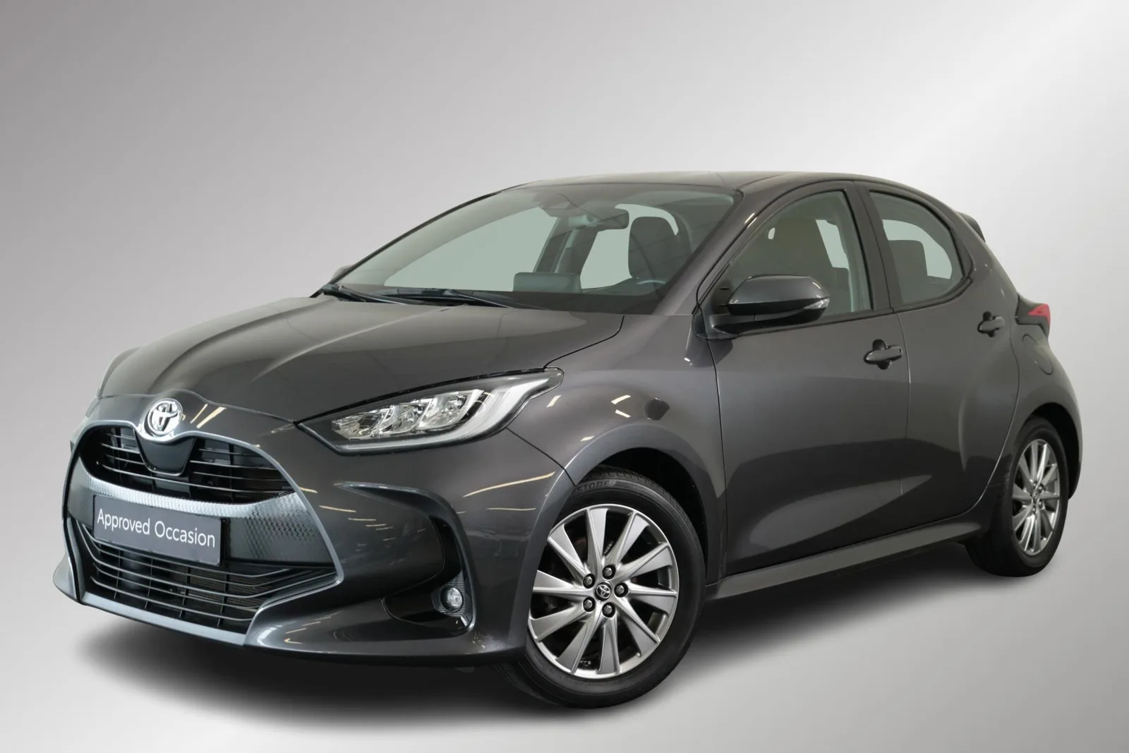 Toyota Yaris (2024) — foto 1
