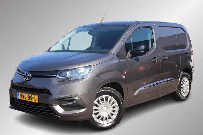 Toyota Proace (2023)