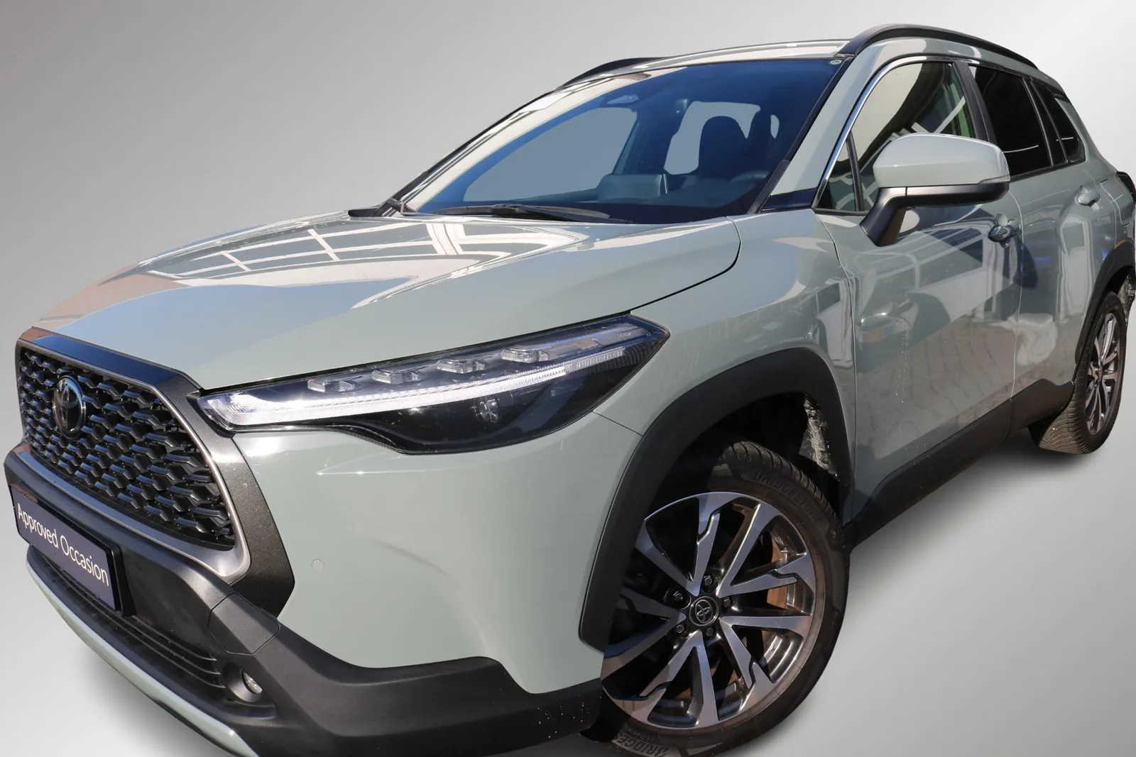 Toyota Corolla Cross (2024) — foto 1