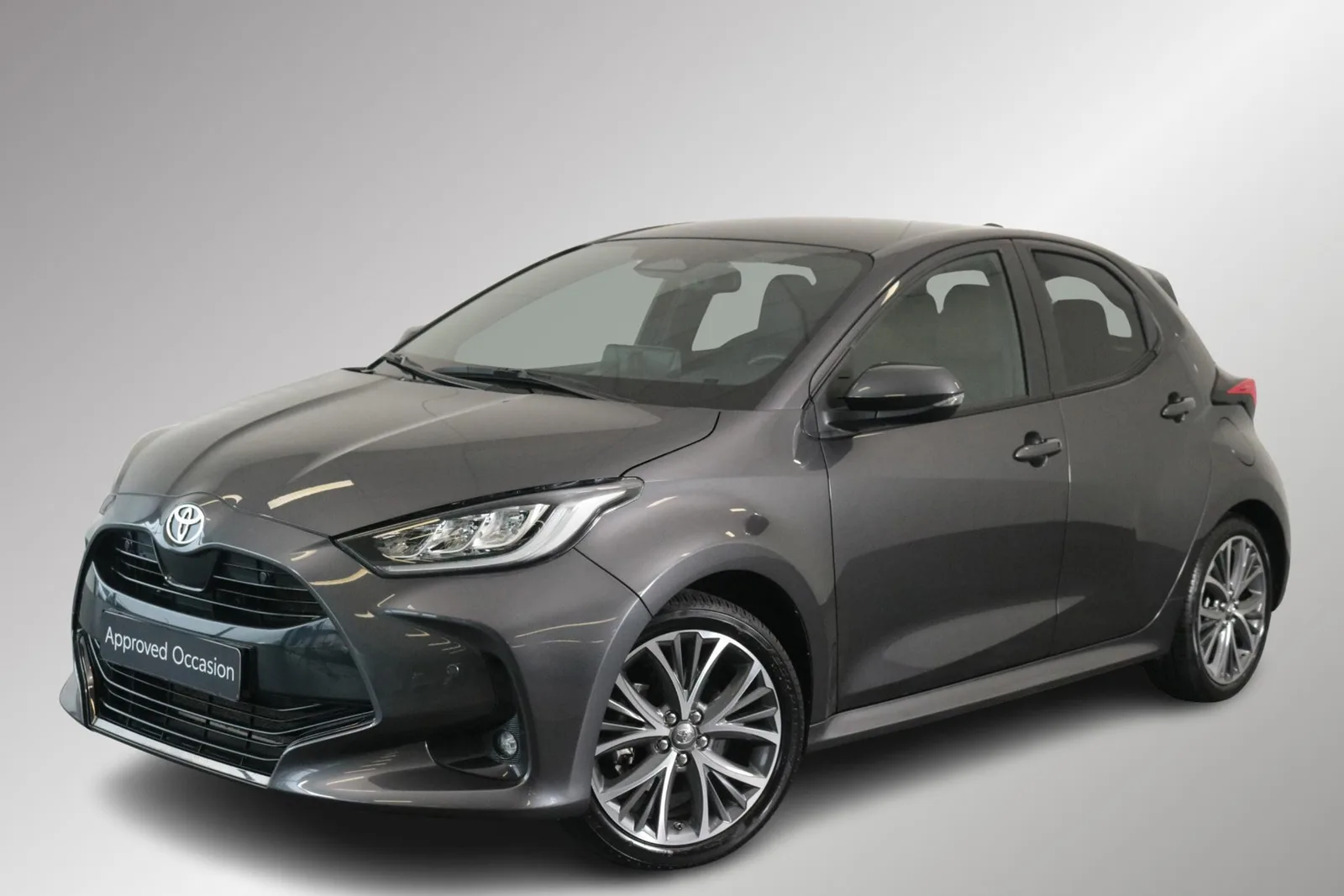 Toyota Yaris (2024) — foto 1
