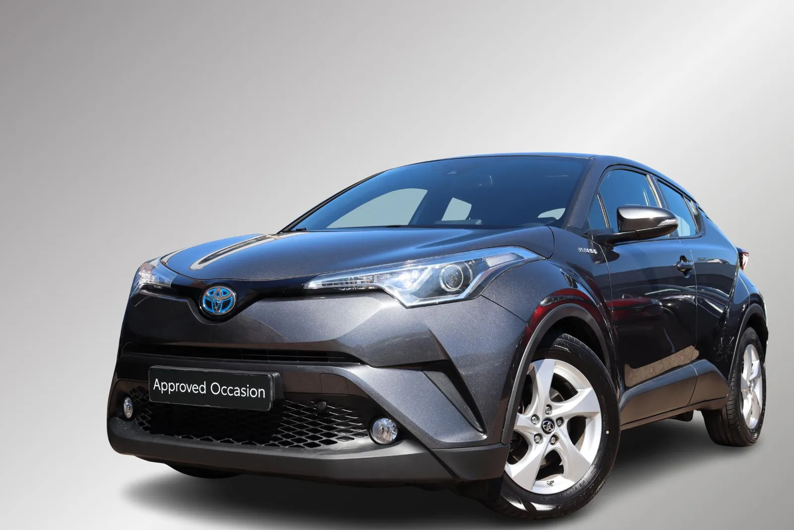 Toyota C-HR (2017) — foto 1