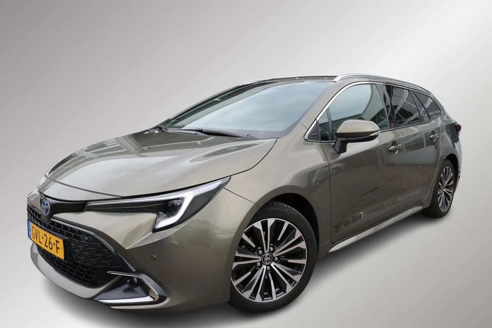 Toyota Corolla (2024) — foto 1