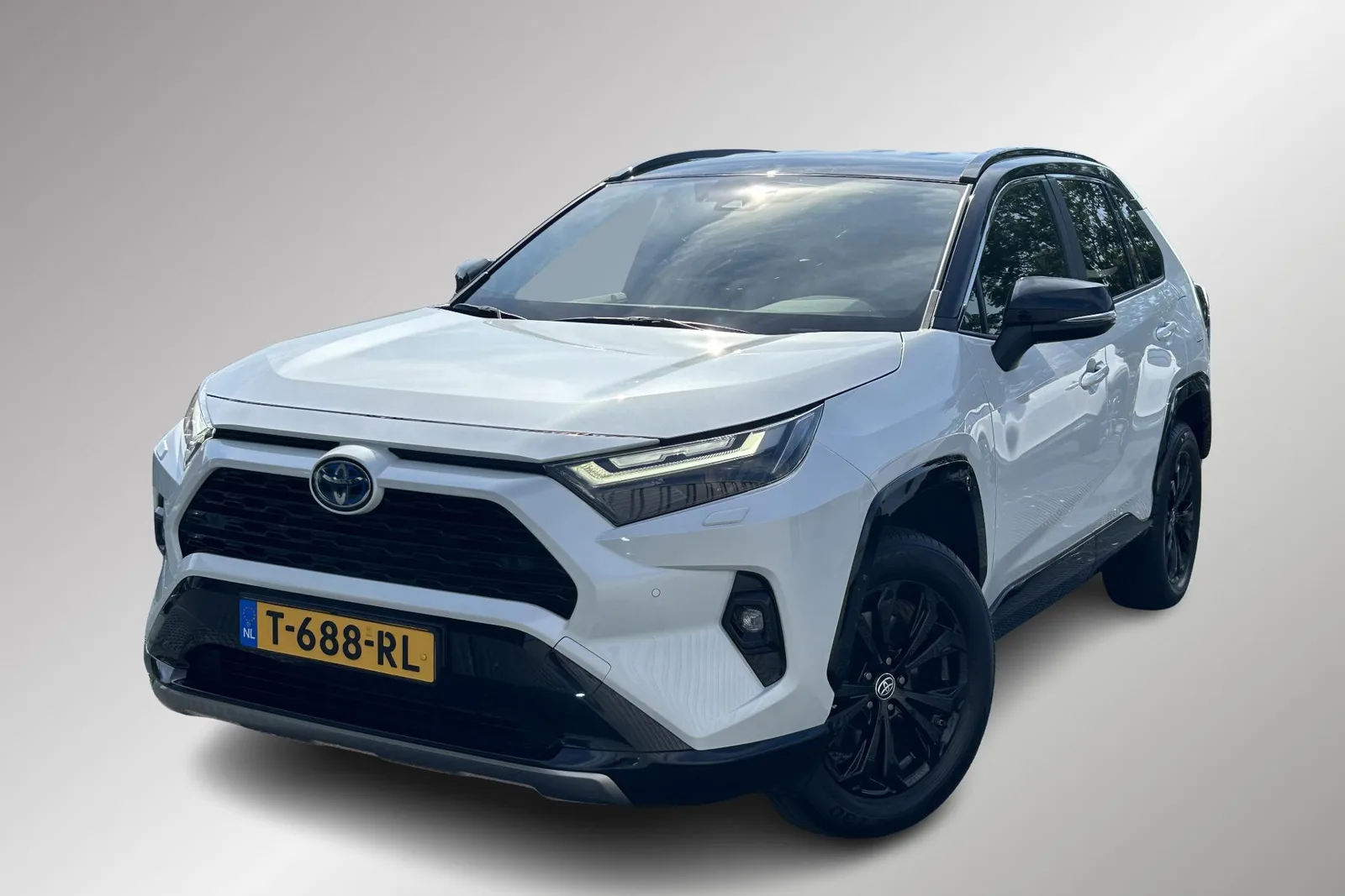 Toyota RAV4 (2023) — foto 1