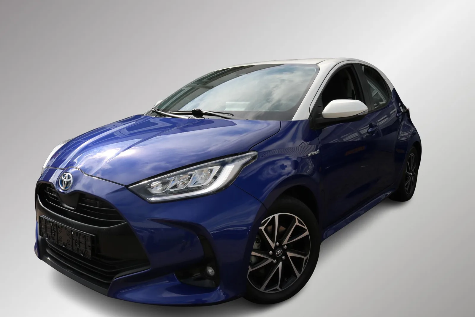 Toyota Yaris (2022) — foto 1