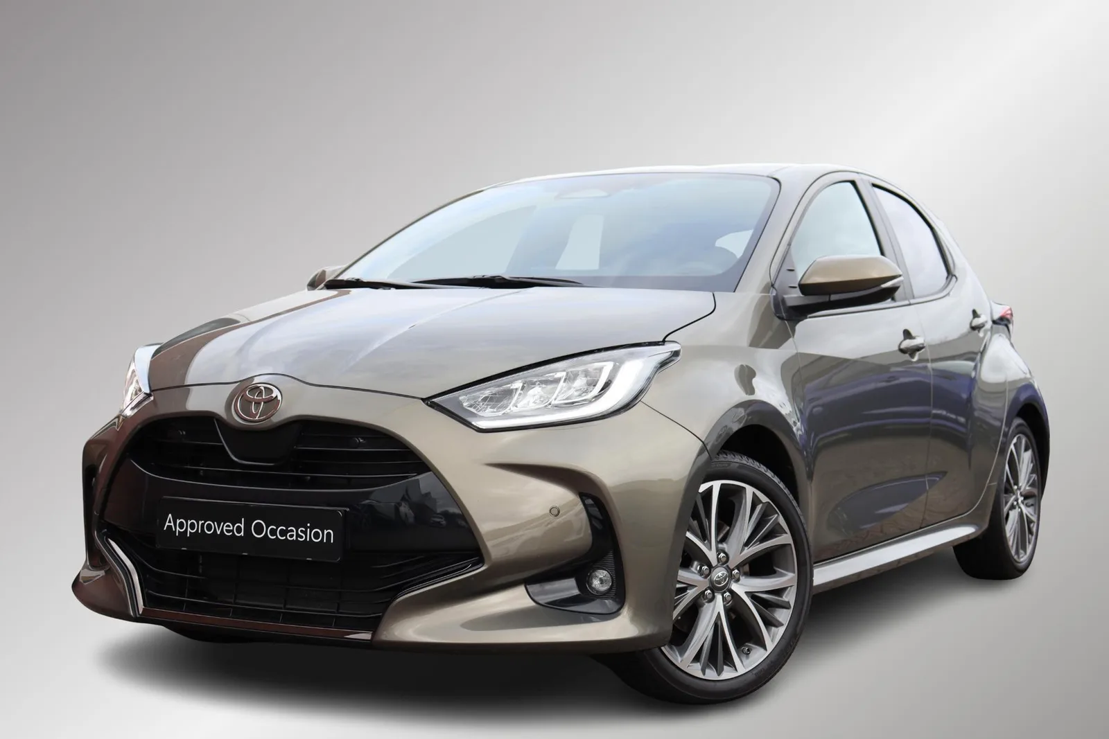 Toyota Yaris (2024) — foto 1