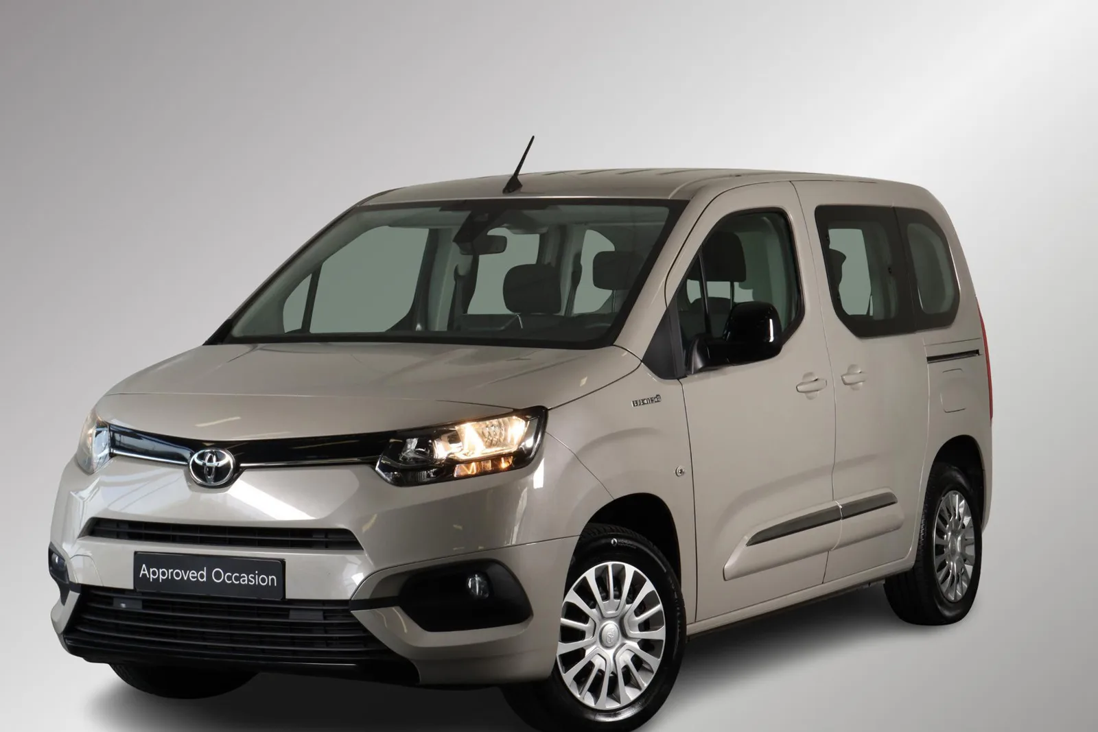 Toyota Proace (2022) — foto 1