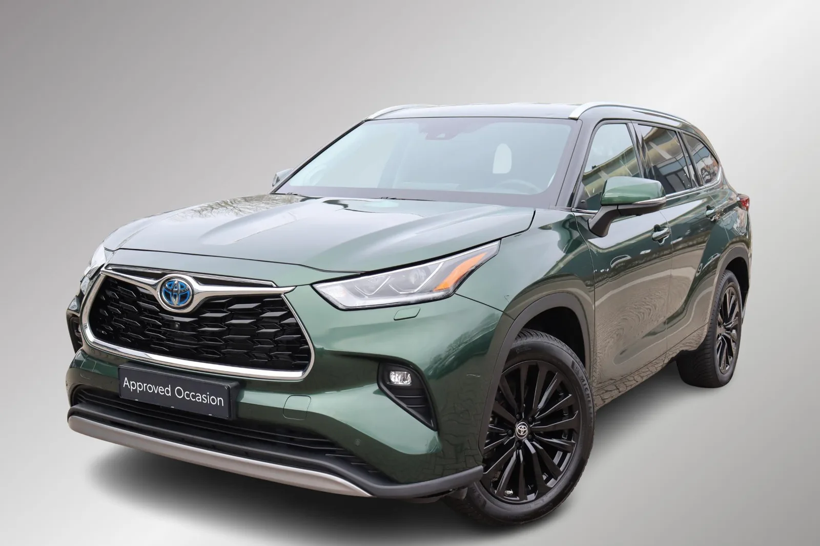 Toyota Highlander (2024) — foto 1
