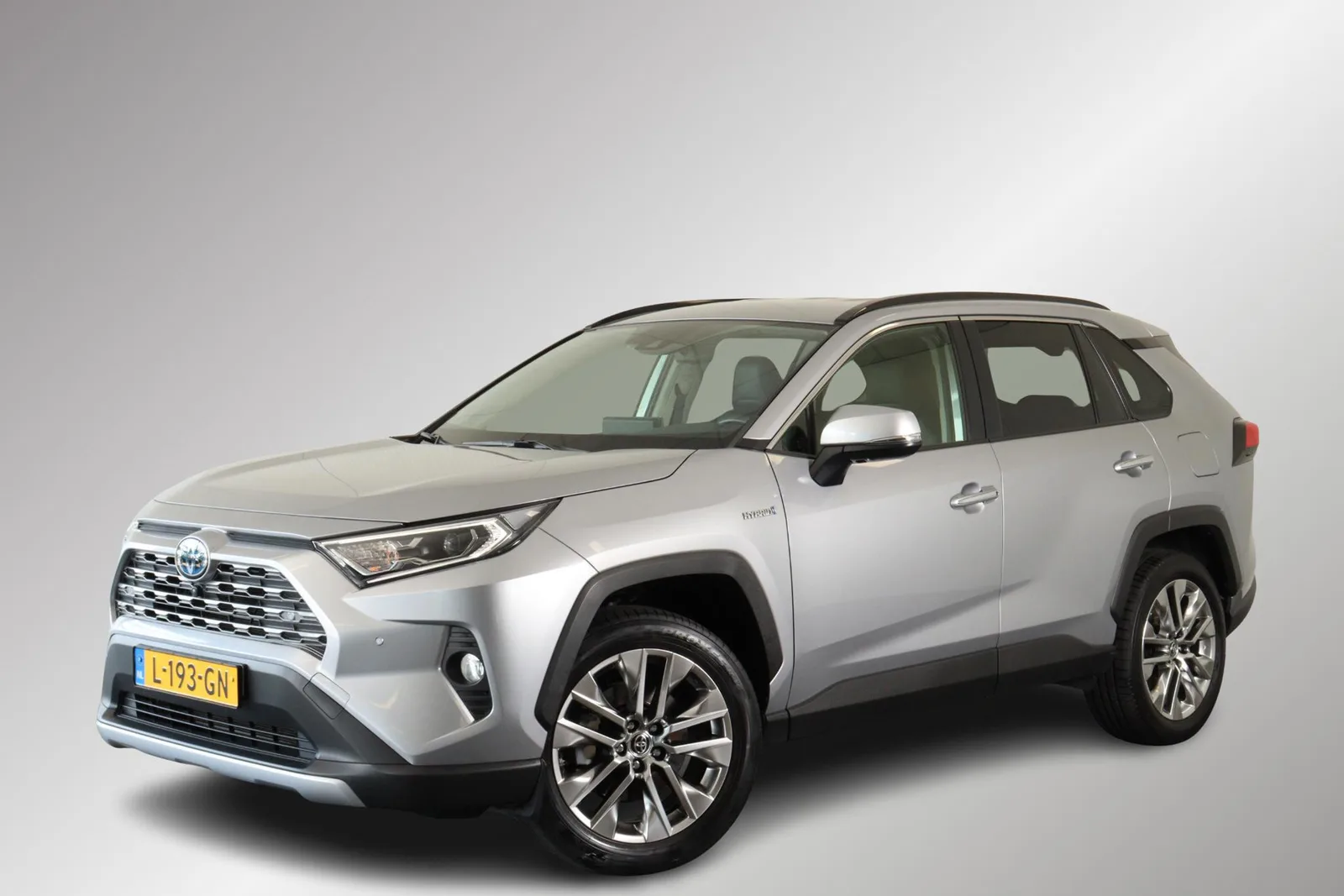 Toyota RAV4 (2021) — foto 1