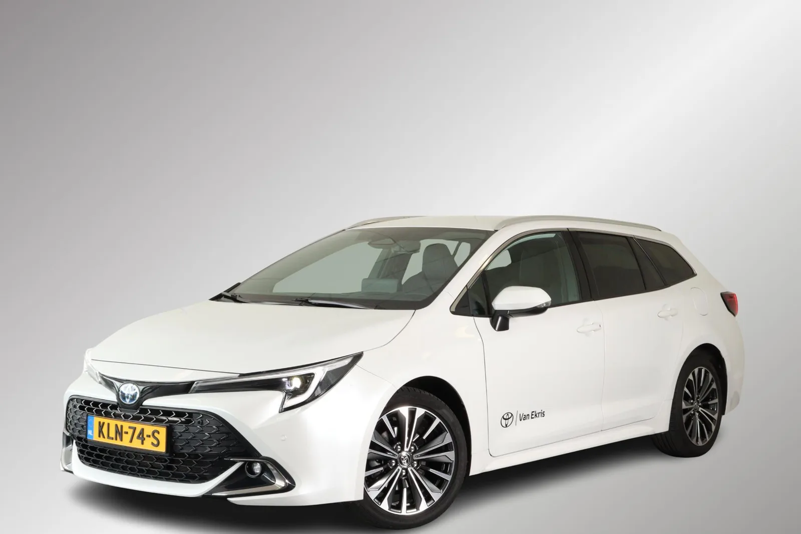 Toyota Corolla (2024) — foto 1