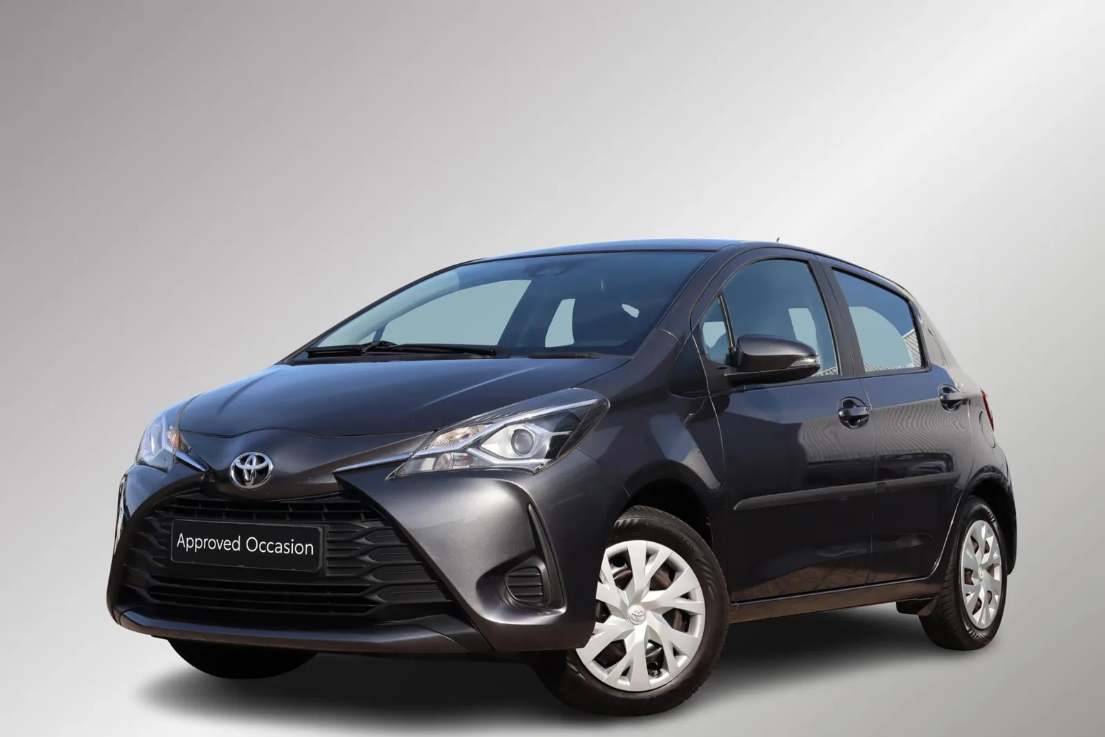 Toyota Yaris (2017) — foto 1
