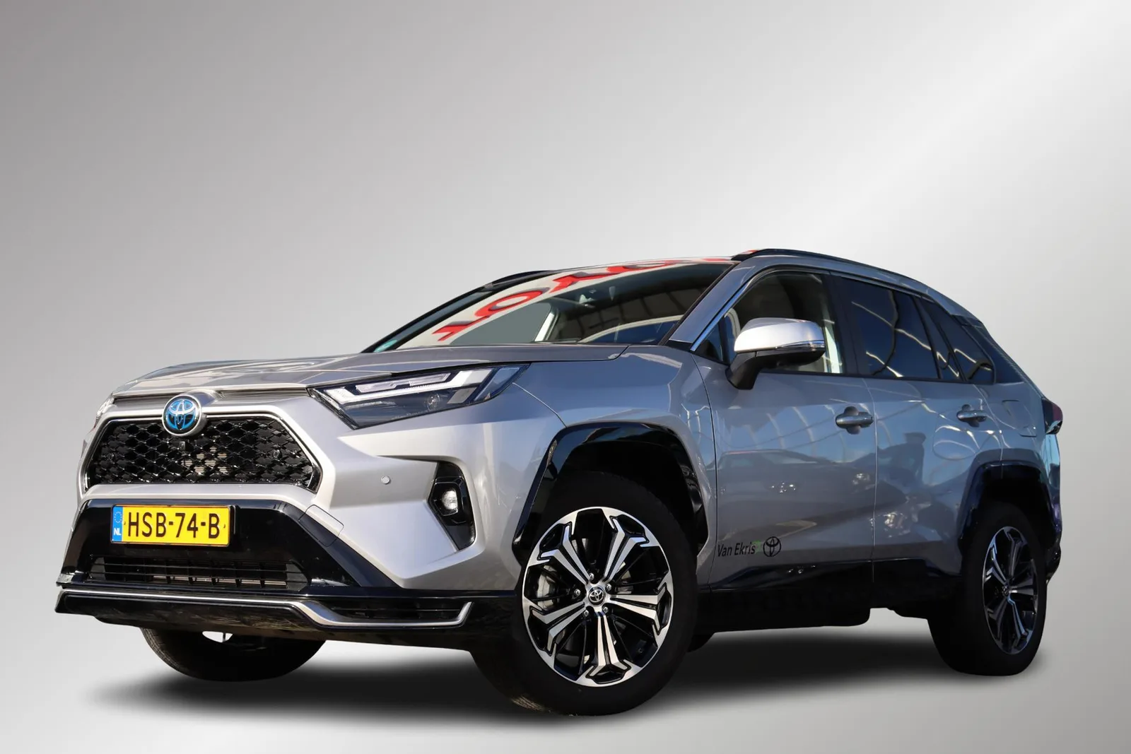 Toyota RAV4 (2025) — foto 1