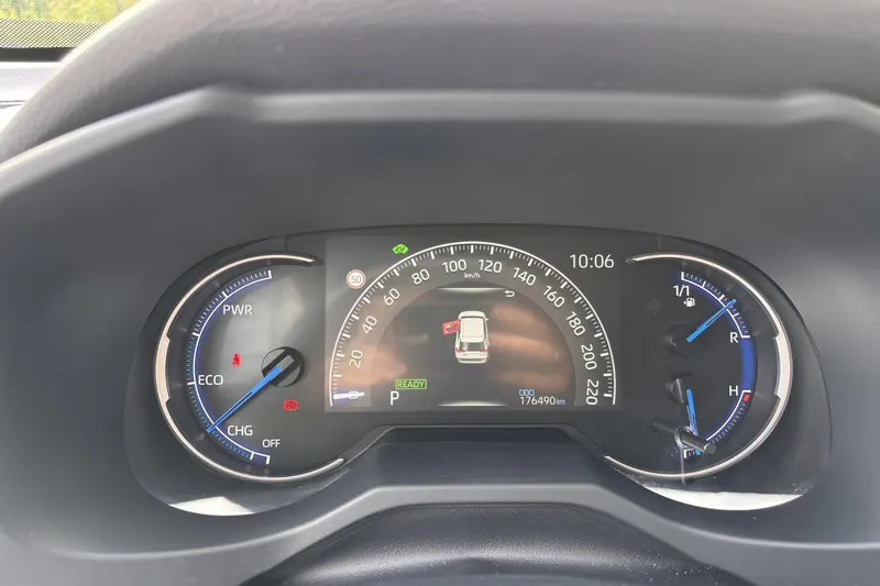 Toyota RAV4 (2022)